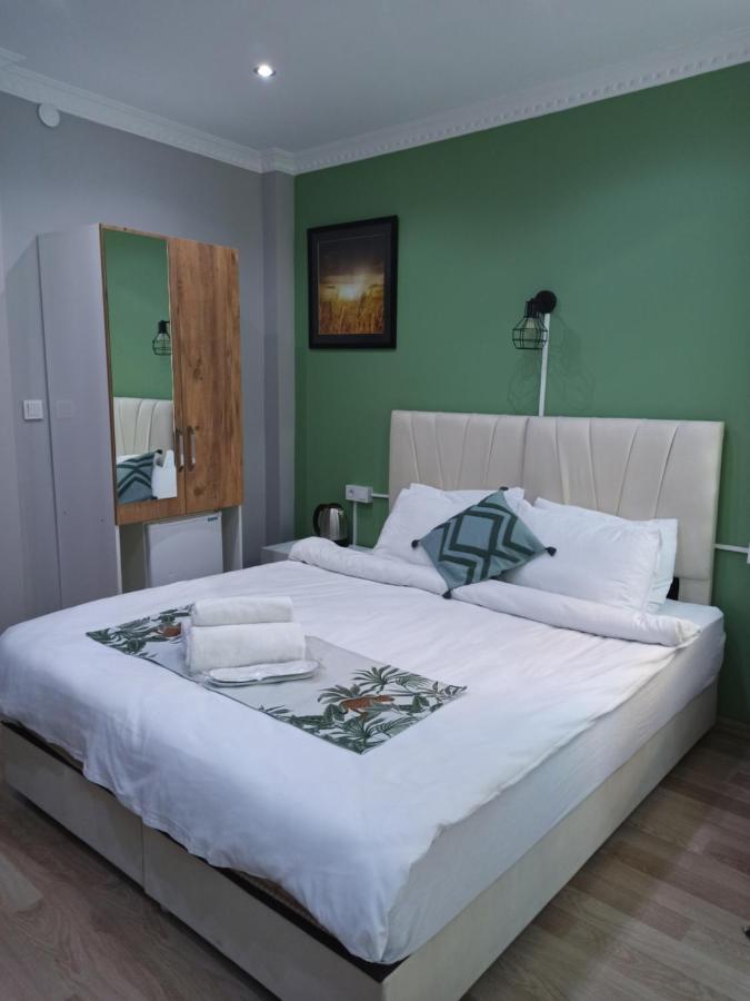 Taxim Starlight Hotel Istanbul Bagian luar foto