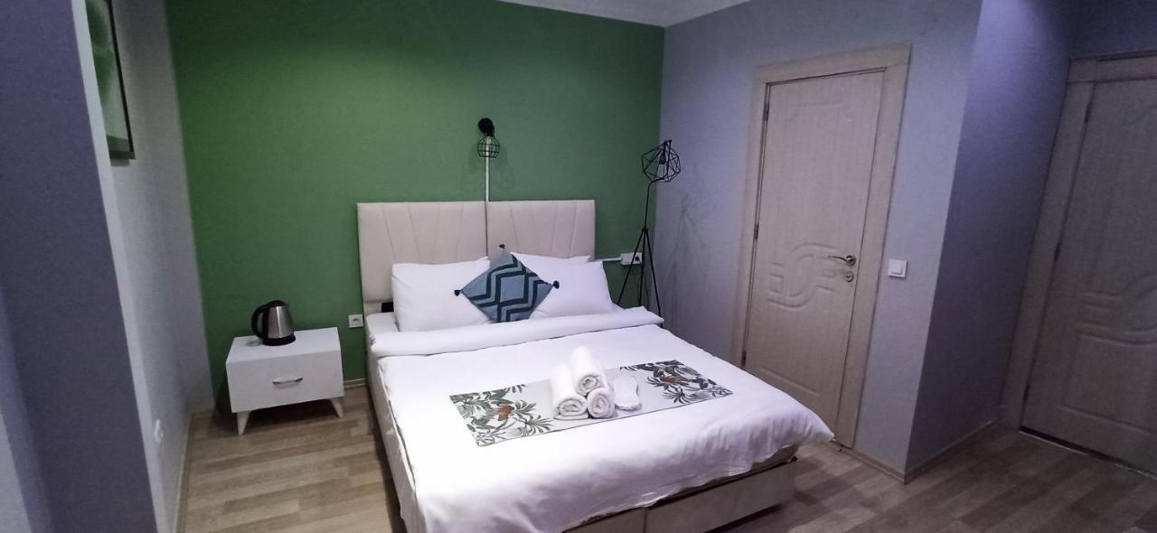 Taxim Starlight Hotel Istanbul Bagian luar foto