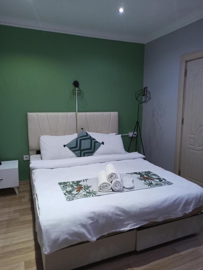 Taxim Starlight Hotel Istanbul Bagian luar foto