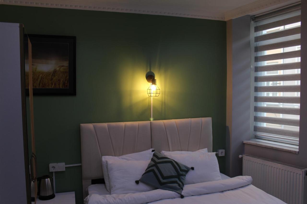 Taxim Starlight Hotel Istanbul Bagian luar foto